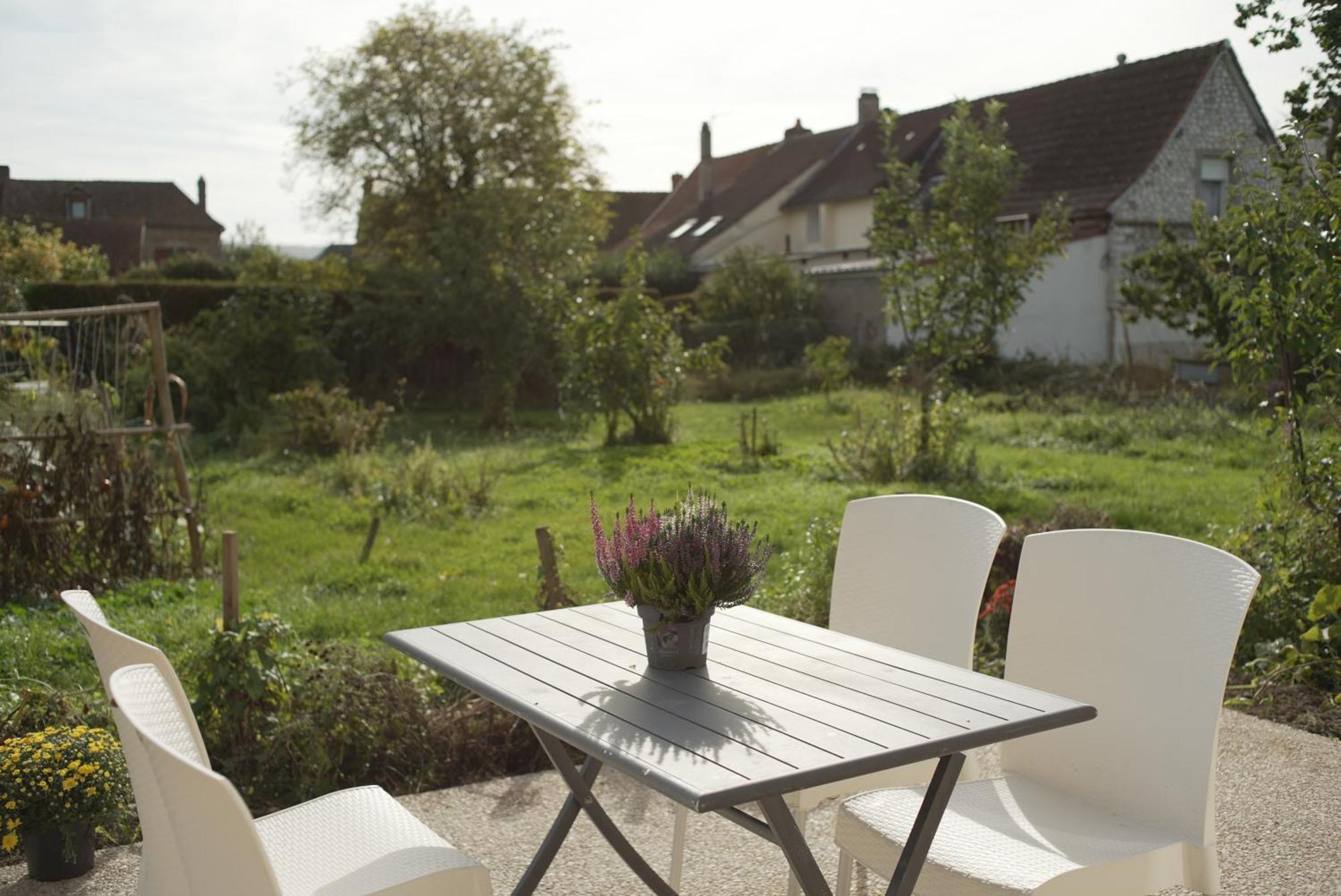 Les Jardins De Felicie Βίλα Poses Εξωτερικό φωτογραφία