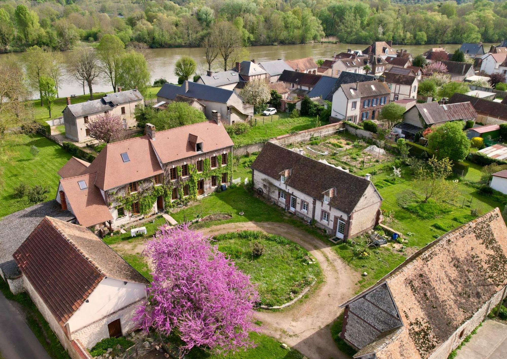 Les Jardins De Felicie Βίλα Poses Εξωτερικό φωτογραφία